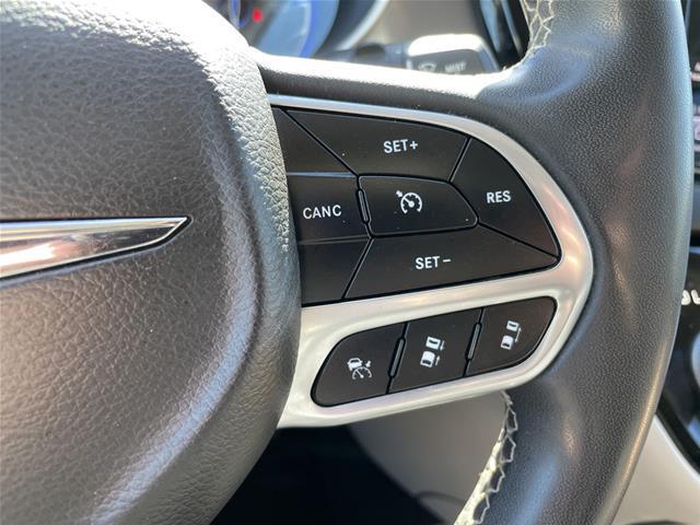 2022 Chrysler Pacifica - $17,500