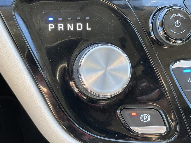 2022 Chrysler Pacifica - $17,500