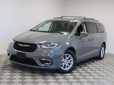 Photo of a 2022 Chrysler Pacifica Touring L 4DR Mini-Van for sale