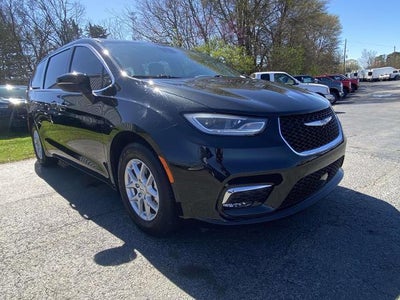 2023 Chrysler Pacifica Touring L 4DR Mini-Van