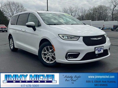 2023 Chrysler Pacifica Touring L 4DR Mini-Van