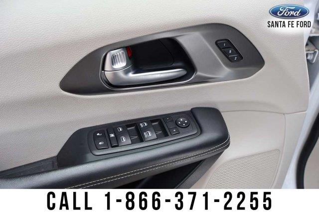 2023 Chrysler Pacifica - $16,598