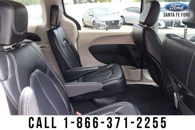 2023 Chrysler Pacifica - $16,598
