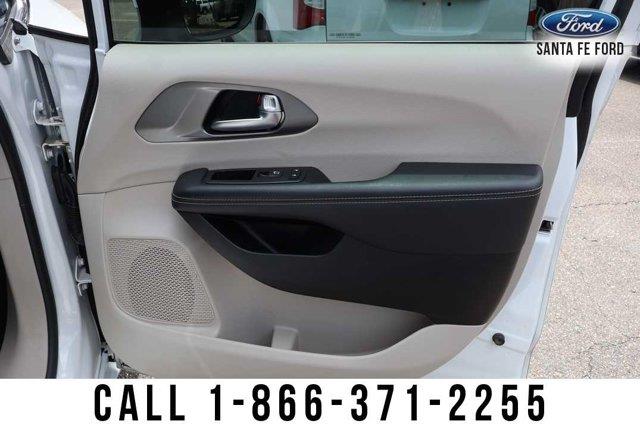 2023 Chrysler Pacifica - $16,598