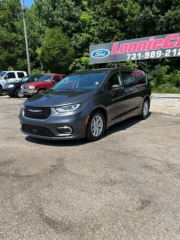2023 Chrysler Pacifica - $22,998