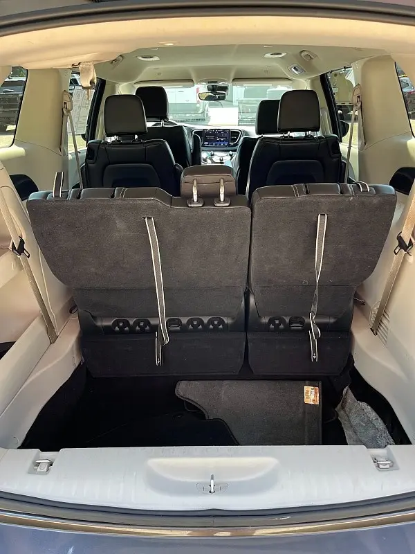 2023 Chrysler Pacifica - $22,998