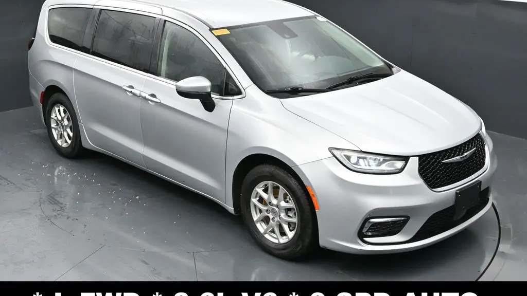 2023 Chrysler Pacifica Touring L