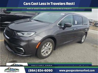 Photo of a 2023 Chrysler Pacifica Touring L 4DR Mini-Van for sale