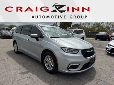 2023 Chrysler Pacifica Touring L 4DR Mini-Van