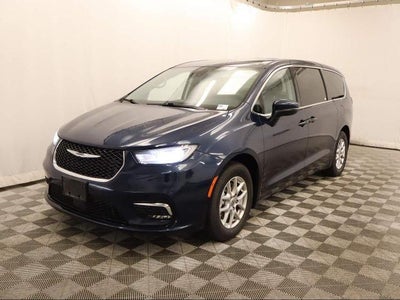 2023 Chrysler Pacifica Touring L 4DR Mini-Van