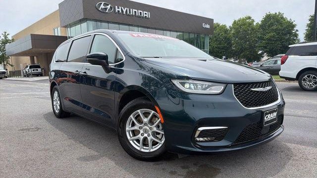 Preowned 2023 Chrysler Pacifica Touring L for Sale