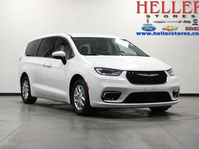2023 Chrysler Pacifica Touring L 4DR Mini-Van