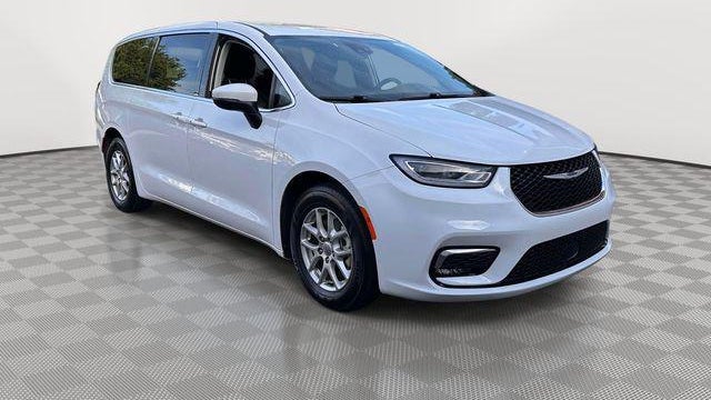 Preowned 2023 Chrysler Pacifica Touring L for Sale