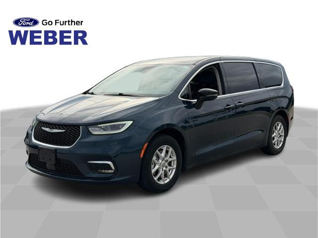 2024 Chrysler Pacifica - $22,412