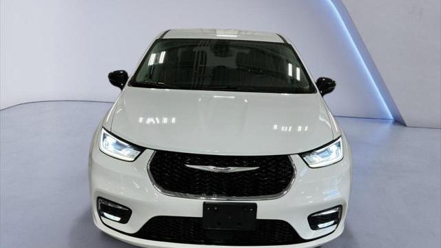 Preowned 2024 Chrysler Pacifica Touring L for Sale