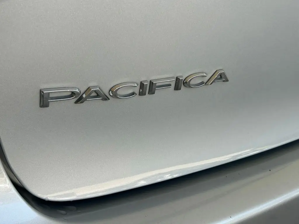 2024 Chrysler Pacifica - $17,724