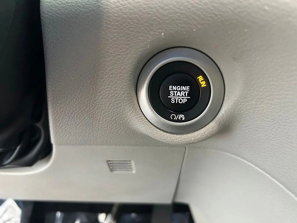2024 Chrysler Pacifica - $17,724