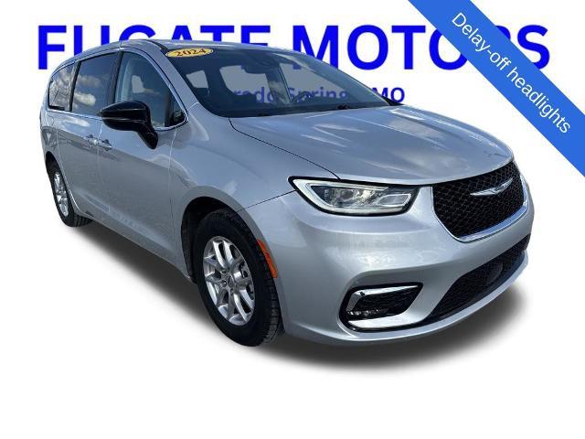 2024 Chrysler Pacifica - $24,900
