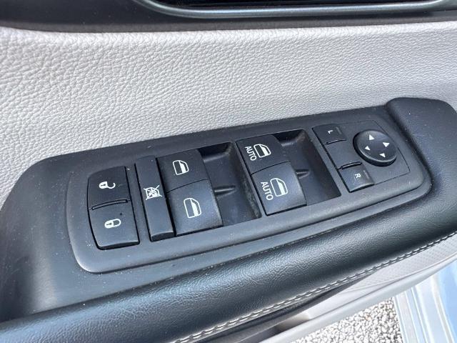 2024 Chrysler Pacifica - $24,900