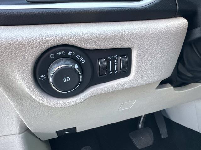 2024 Chrysler Pacifica - $24,900