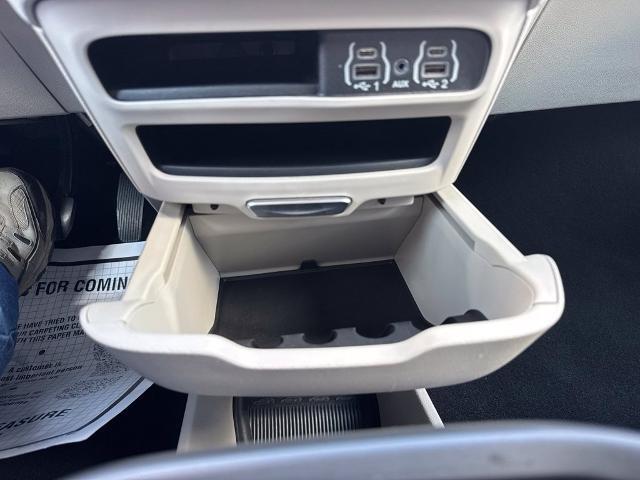 2024 Chrysler Pacifica - $24,900