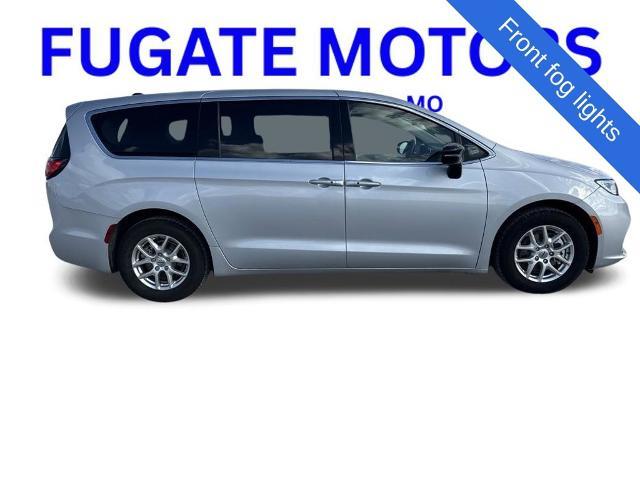 2024 Chrysler Pacifica - $24,900