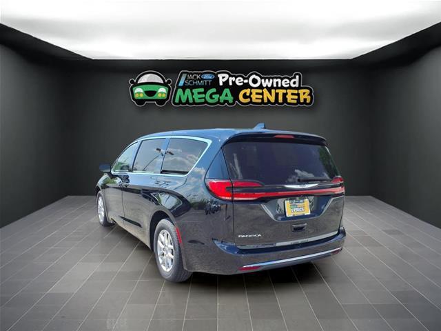 2024 Chrysler Pacifica - $19,949