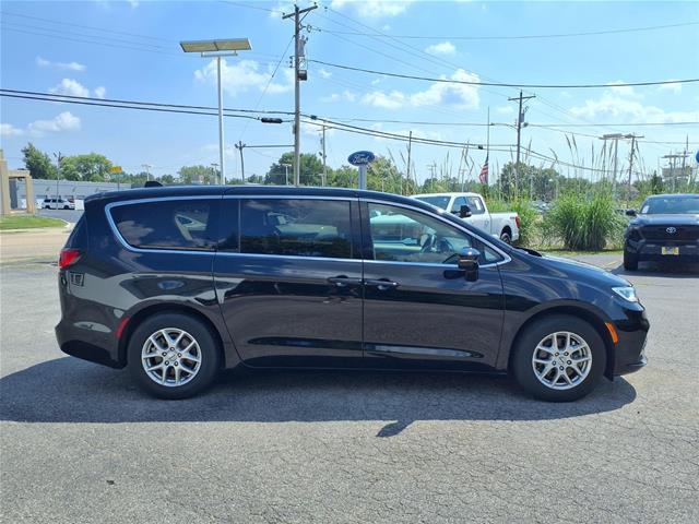 2024 Chrysler Pacifica - $19,949