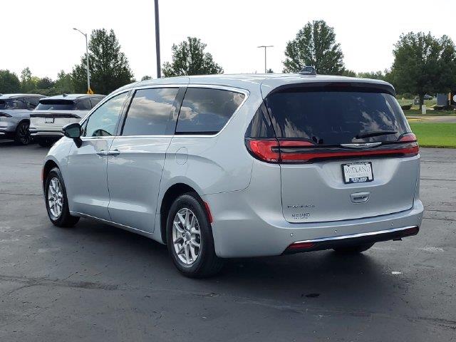2024 Chrysler Pacifica - $24,900