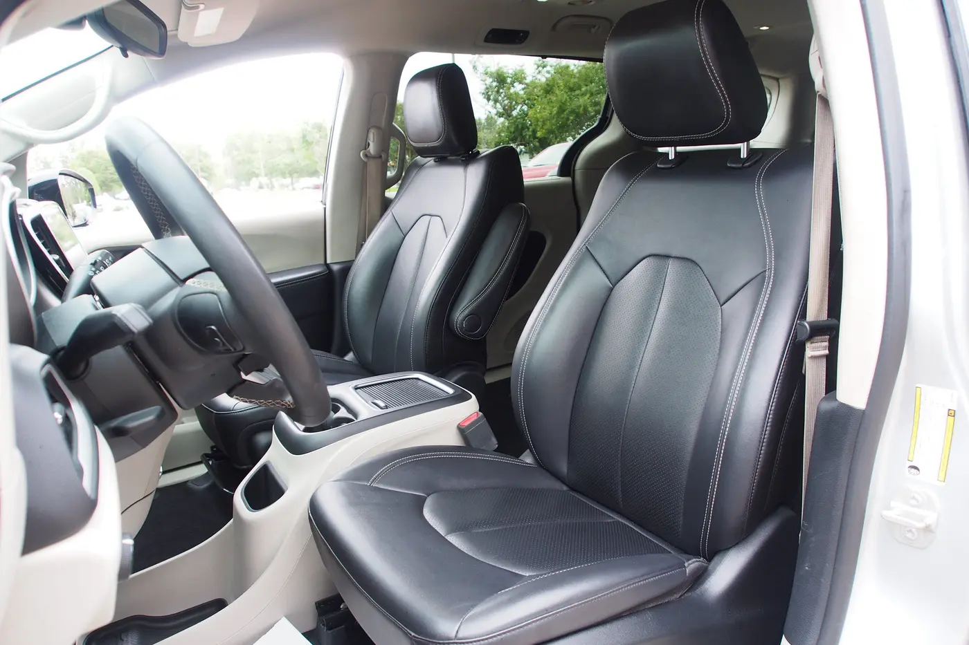 2024 Chrysler Pacifica - $20,959