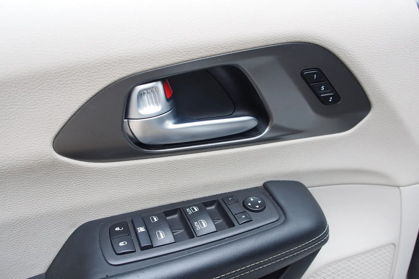 2024 Chrysler Pacifica - $20,959