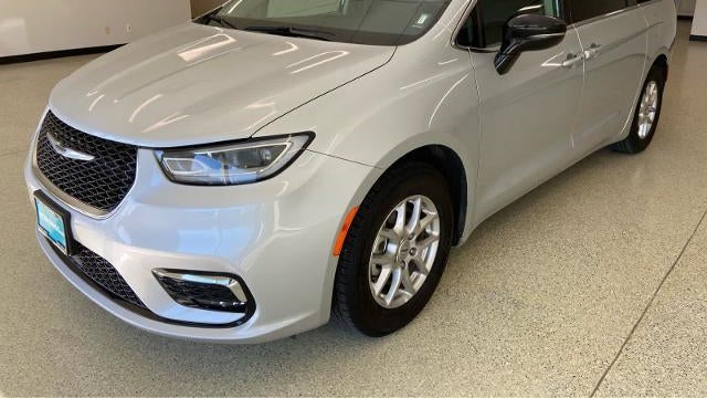 Preowned 2024 Chrysler Pacifica Touring L for Sale
