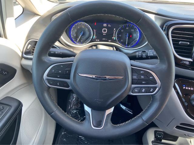 2024 Chrysler Pacifica - $25,590