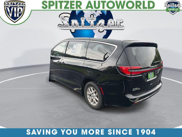 2024 Chrysler Pacifica - $21,999