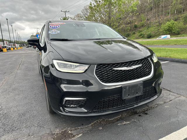 2024 Chrysler Pacifica - $21,999