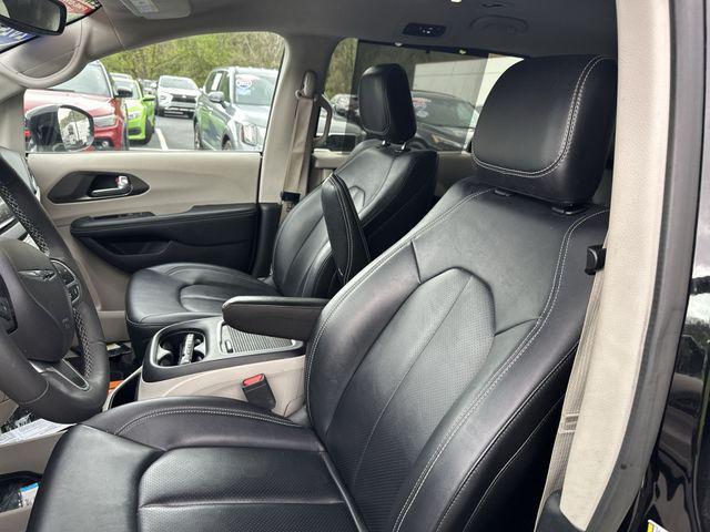 2024 Chrysler Pacifica - $21,999