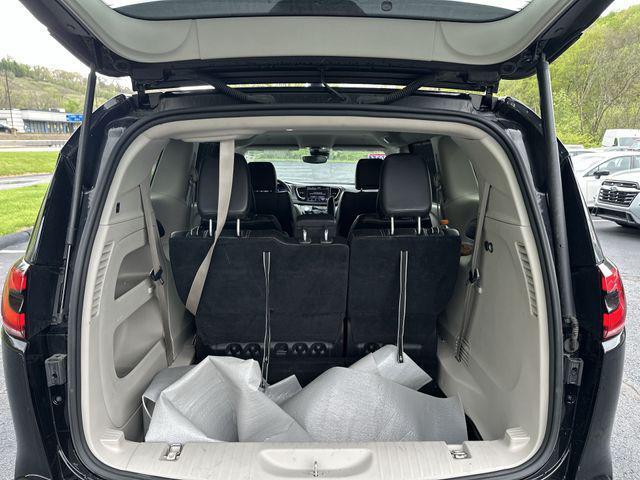 2024 Chrysler Pacifica - $21,999