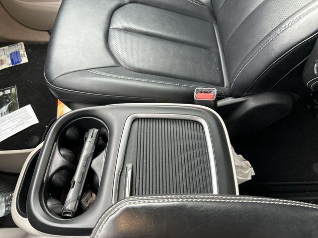 2024 Chrysler Pacifica - $21,999