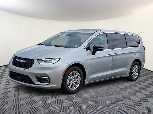 2024 Chrysler Pacifica - $29,888