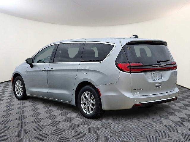 2024 Chrysler Pacifica - $29,888