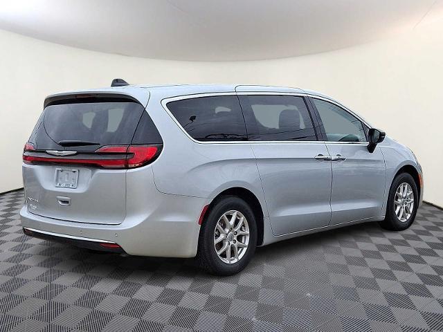 2024 Chrysler Pacifica - $29,888