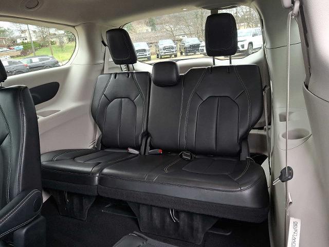 2024 Chrysler Pacifica - $29,888