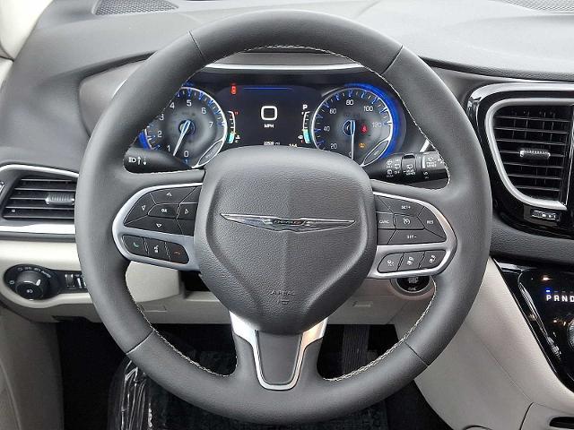 2024 Chrysler Pacifica - $29,888