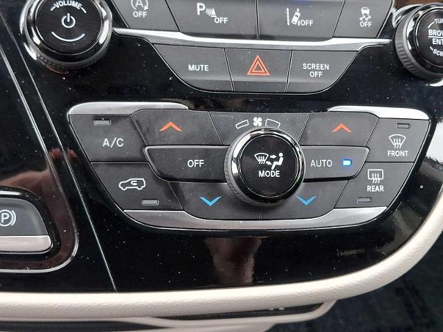 2024 Chrysler Pacifica - $29,888