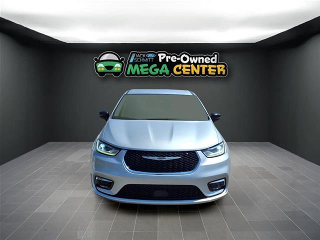 2024 Chrysler Pacifica - $19,585