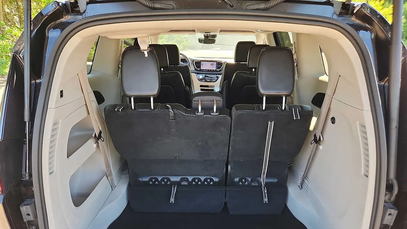 2024 Chrysler Pacifica Touring L