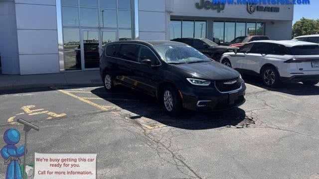 Preowned 2024 Chrysler Pacifica Touring L for Sale