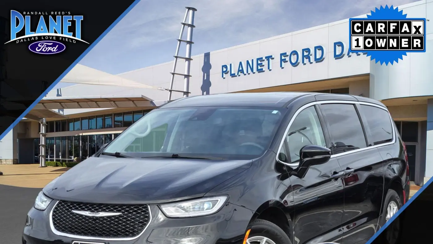Preowned 2024 Chrysler Pacifica Touring L for Sale