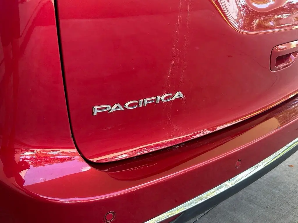 2024 Chrysler Pacifica - $18,522