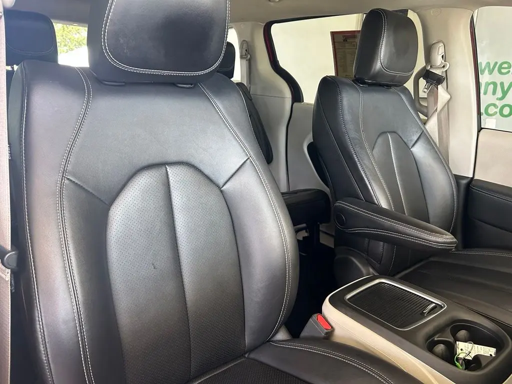2024 Chrysler Pacifica - $18,522